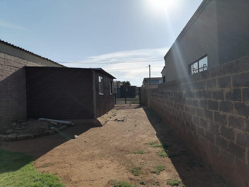 1 Bedroom Property for Sale in Orange Farm Gauteng