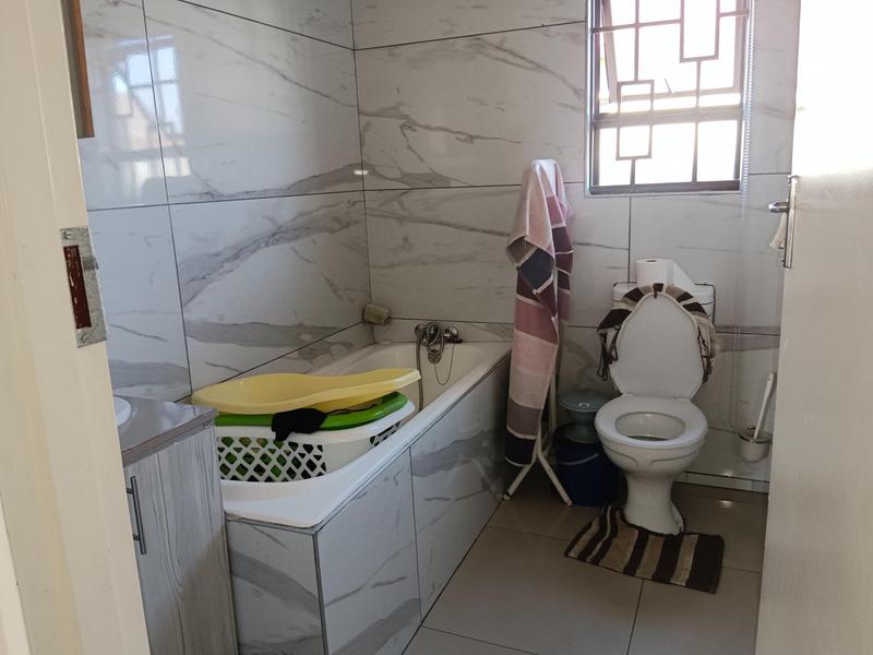 To Let 3 Bedroom Property for Rent in Klippoortjie Gauteng