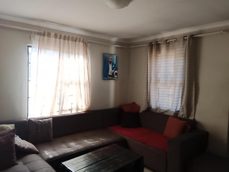 To Let 3 Bedroom Property for Rent in Klippoortjie Gauteng