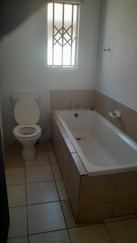 3 Bedroom Property for Sale in Savanna City Gauteng