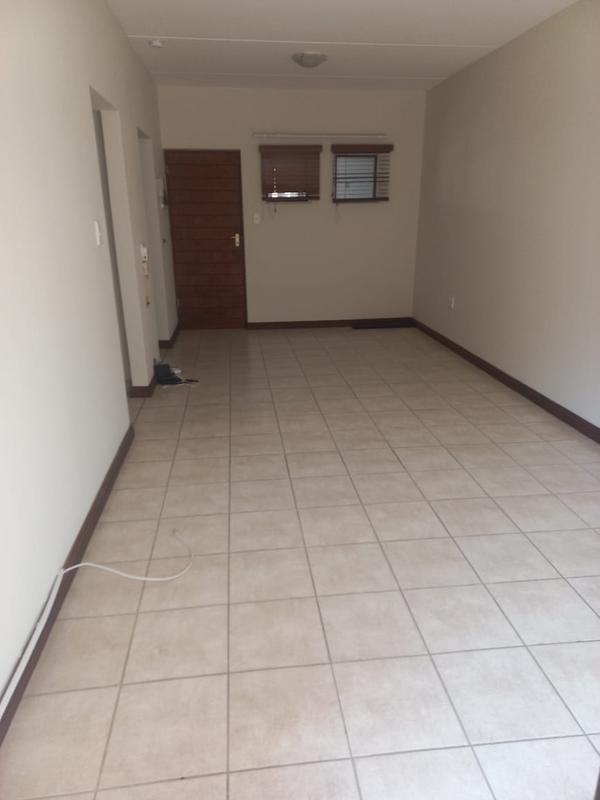 2 Bedroom Property for Sale in Brentwood Gauteng