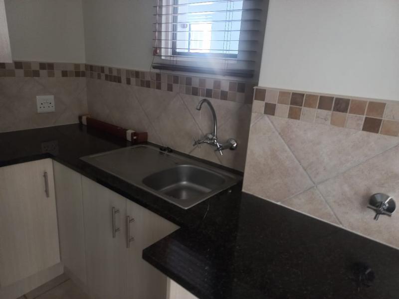 2 Bedroom Property for Sale in Brentwood Gauteng