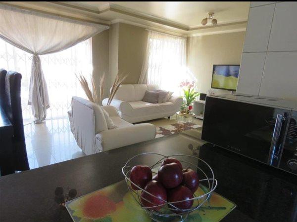 To Let 2 Bedroom Property for Rent in Northwold Gauteng