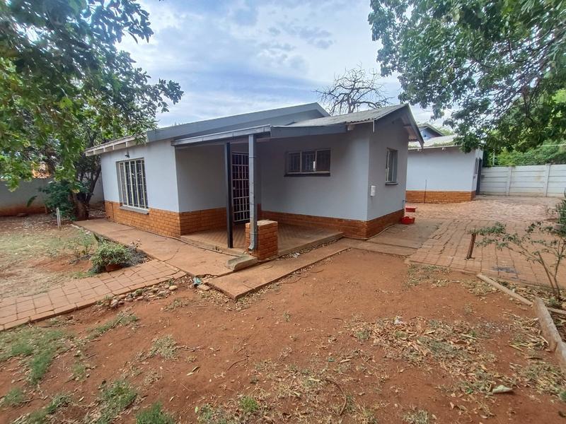 3 Bedroom Property for Sale in Annlin Gauteng