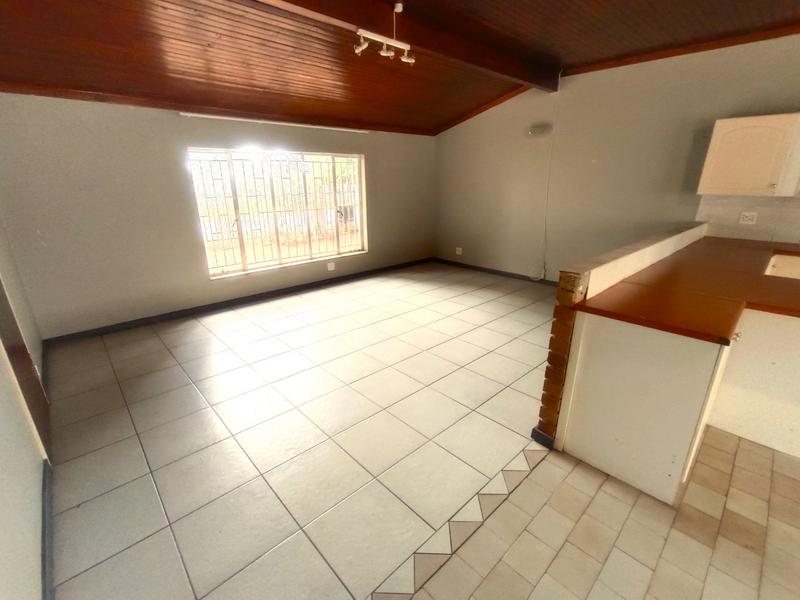 3 Bedroom Property for Sale in Annlin Gauteng