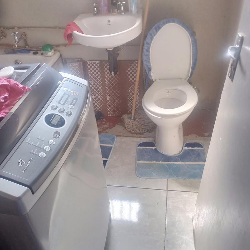 2 Bedroom Property for Sale in Daveyton Gauteng