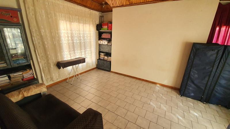 4 Bedroom Property for Sale in Karenpark Gauteng