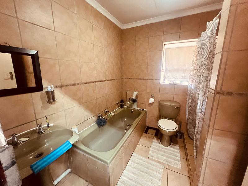 3 Bedroom Property for Sale in Suiderberg Gauteng