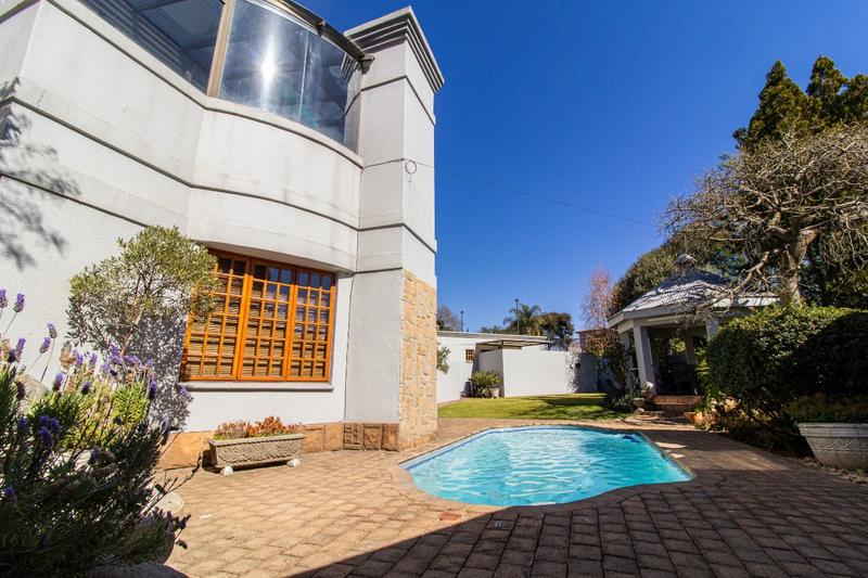 4 Bedroom Property for Sale in Alberante Gauteng