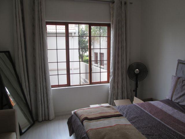 To Let 3 Bedroom Property for Rent in Barbeque Downs Gauteng