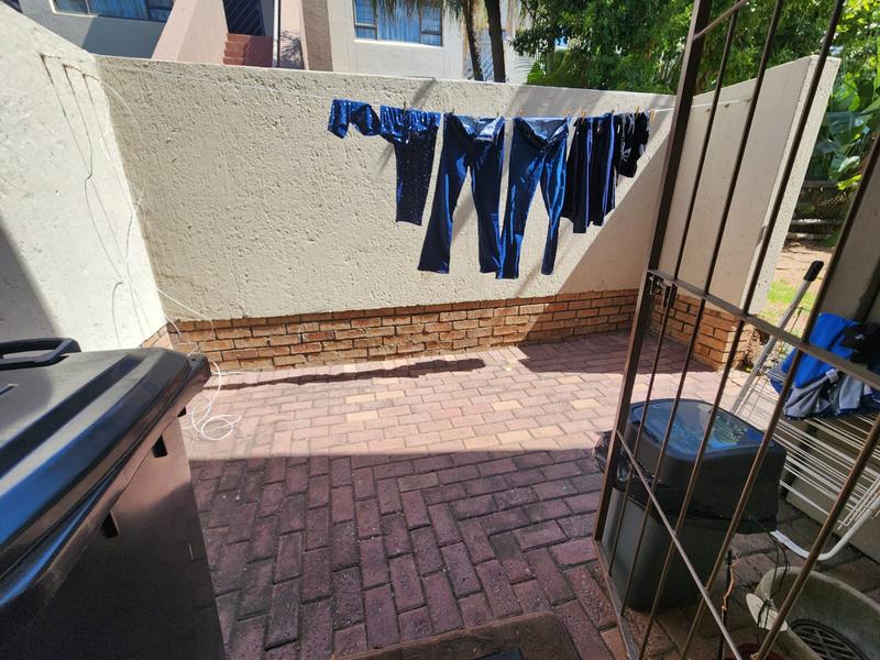 2 Bedroom Property for Sale in Sunninghill Gauteng