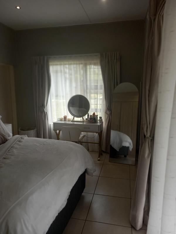 To Let 2 Bedroom Property for Rent in Victory Park Gauteng