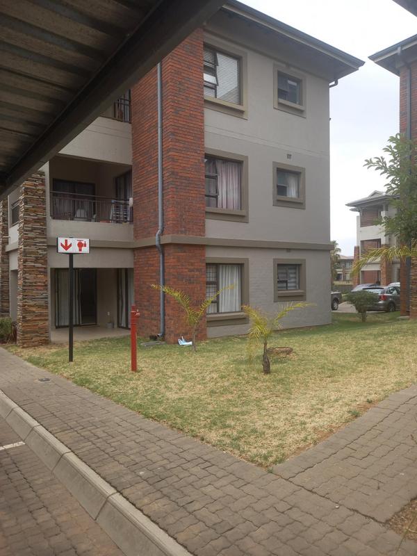 To Let 2 Bedroom Property for Rent in Victory Park Gauteng