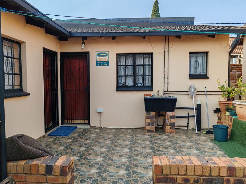 3 Bedroom Property for Sale in Lenasia South Gauteng