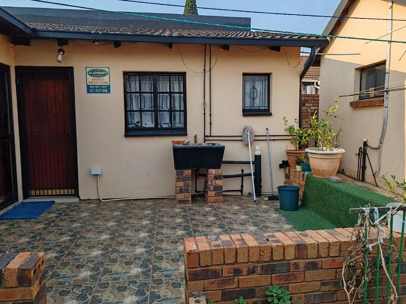 3 Bedroom Property for Sale in Lenasia South Gauteng