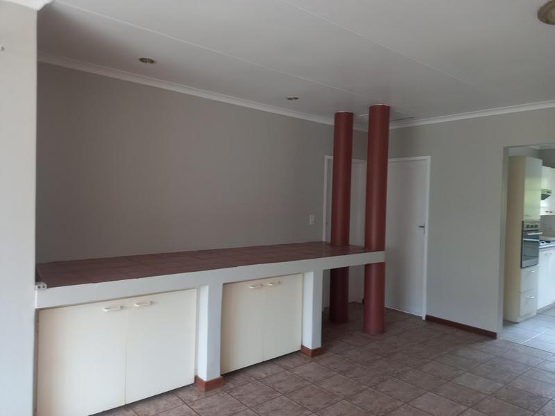 To Let 3 Bedroom Property for Rent in Lynnwood Gauteng