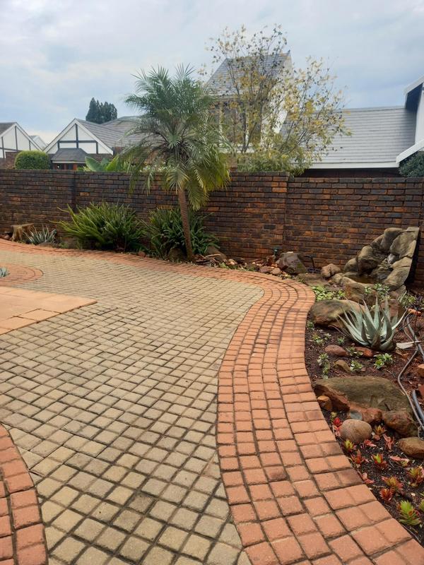 To Let 3 Bedroom Property for Rent in Lynnwood Gauteng