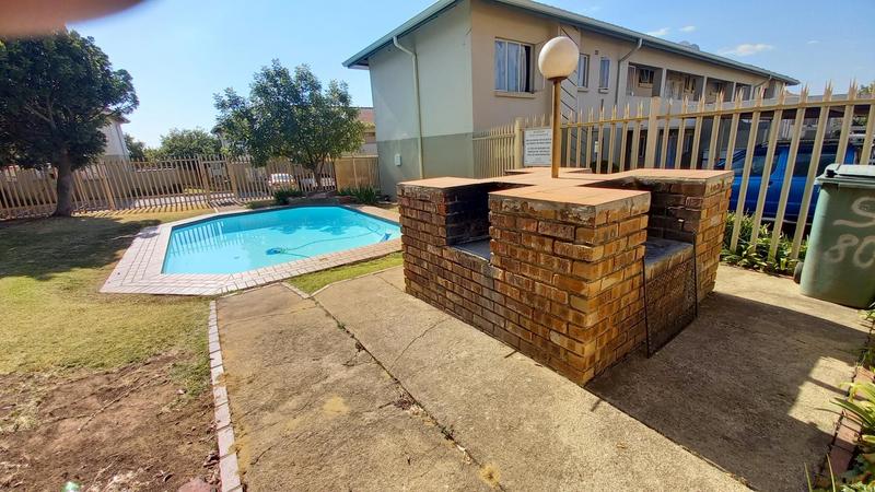 To Let 1 Bedroom Property for Rent in Eden Glen Gauteng