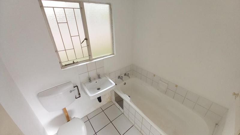 To Let 1 Bedroom Property for Rent in Eden Glen Gauteng