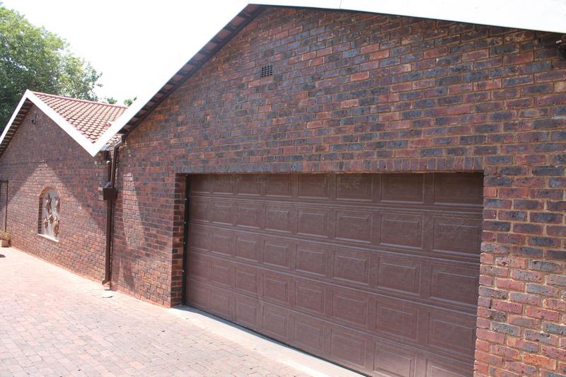 2 Bedroom Property for Sale in Morning Hill Gauteng