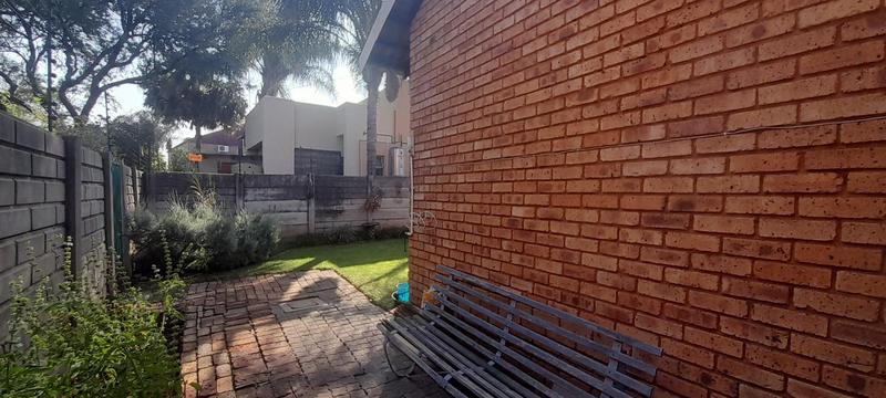 3 Bedroom Property for Sale in Wierda Park Gauteng