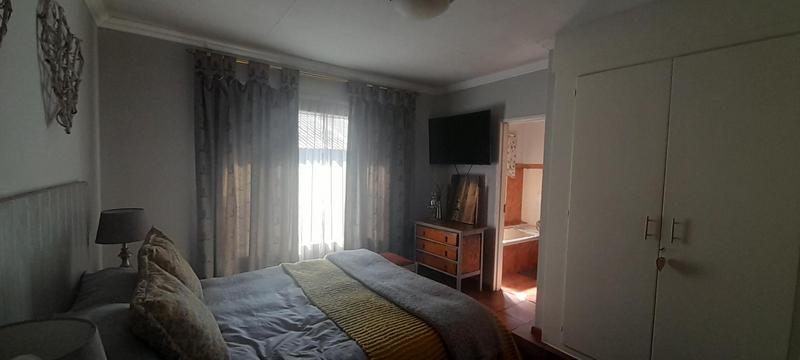 3 Bedroom Property for Sale in Wierda Park Gauteng