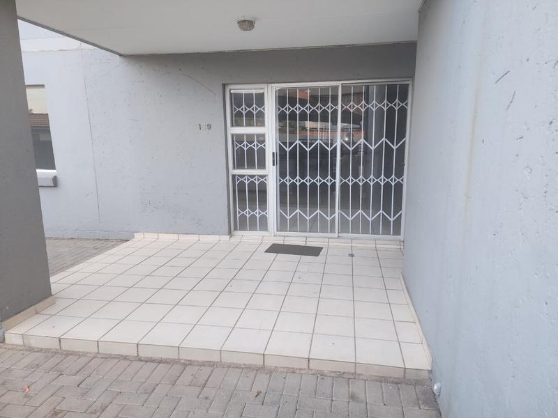 To Let 2 Bedroom Property for Rent in Bardene Gauteng