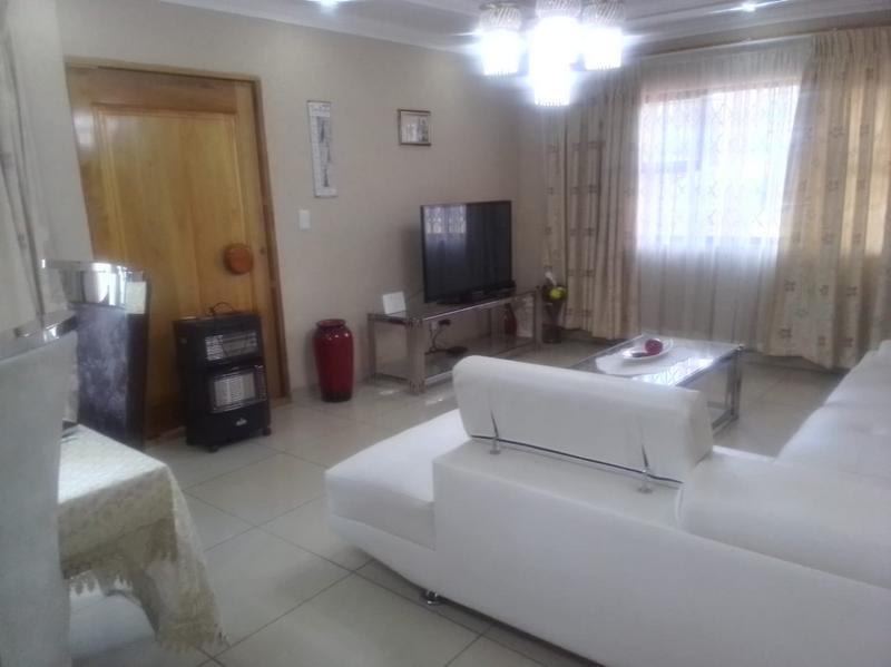 5 Bedroom Property for Sale in South Hills Gauteng