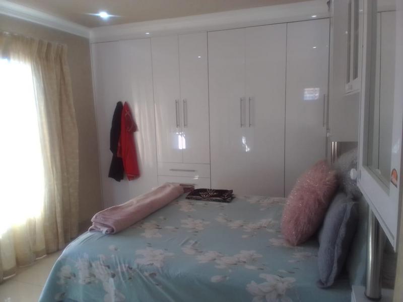 5 Bedroom Property for Sale in South Hills Gauteng