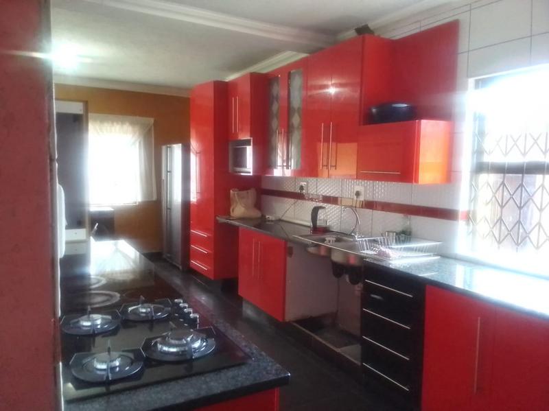 5 Bedroom Property for Sale in South Hills Gauteng