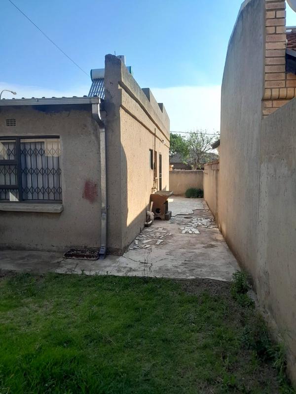 3 Bedroom Property for Sale in Dobsonville Gauteng