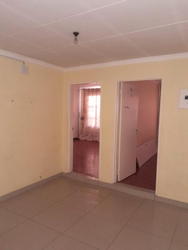 3 Bedroom Property for Sale in Dobsonville Gauteng