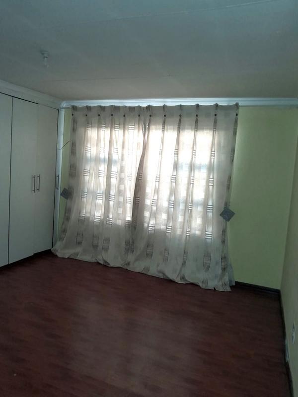 3 Bedroom Property for Sale in Dobsonville Gauteng