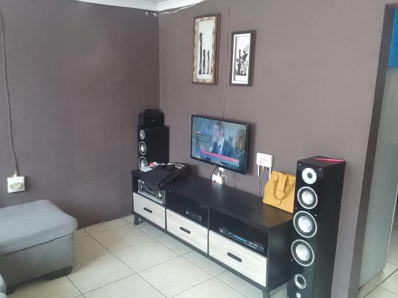 1 Bedroom Property for Sale in Orlando Gauteng