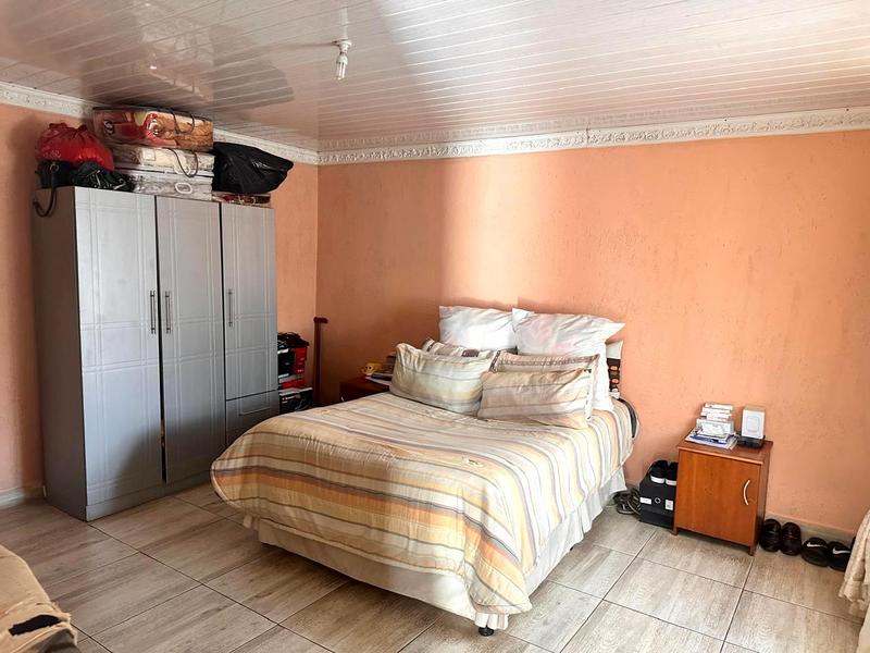 2 Bedroom Property for Sale in Slovoville Gauteng