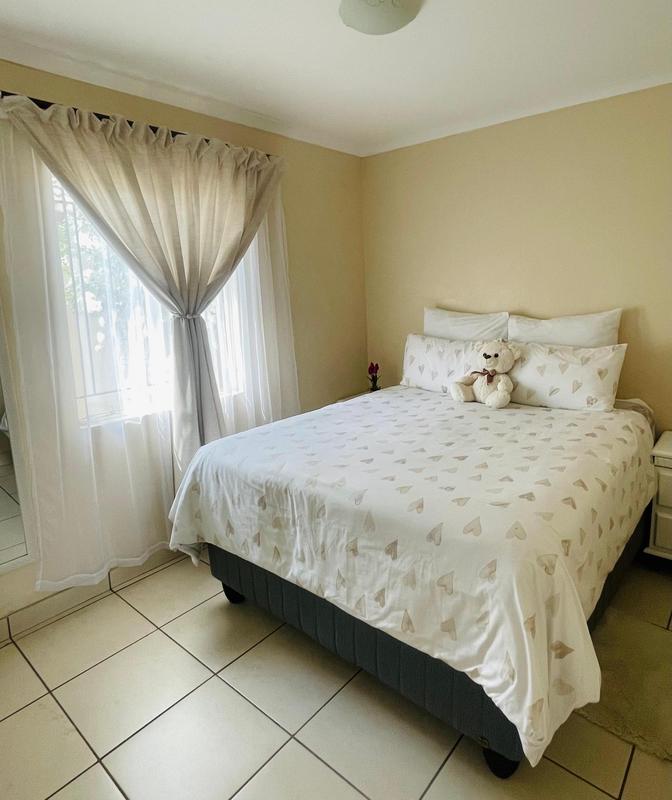 2 Bedroom Property for Sale in Daveyton Gauteng