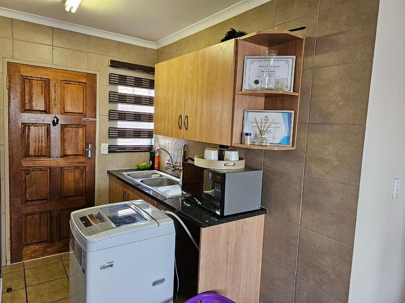 3 Bedroom Property for Sale in Thatch Hill Estate Gauteng