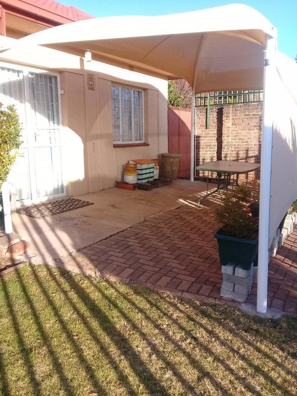 To Let 1 Bedroom Property for Rent in Rant En Dal Gauteng