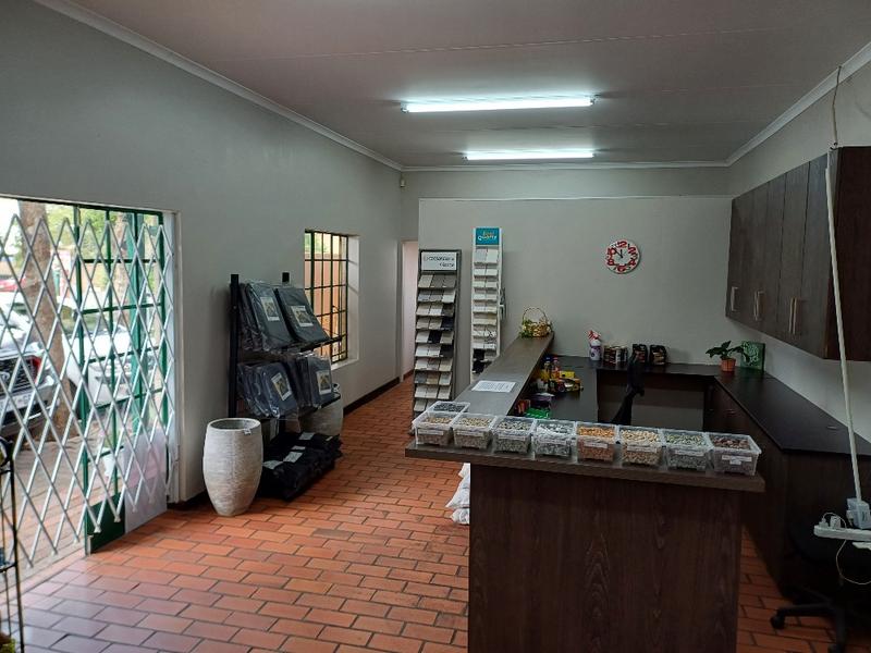 To Let commercial Property for Rent in Hennops Park Industrial Gauteng