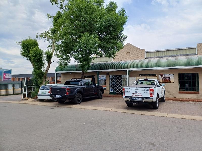 To Let commercial Property for Rent in Hennops Park Industrial Gauteng