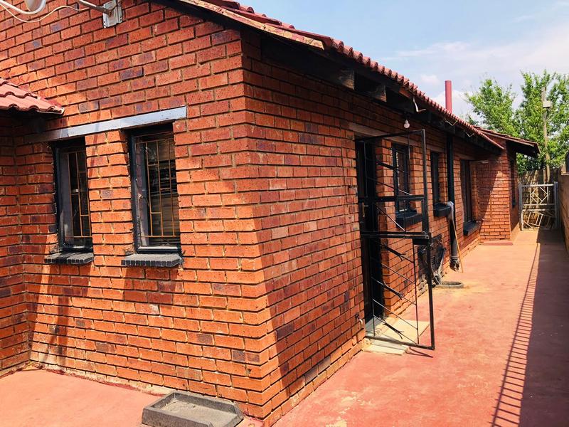 3 Bedroom Property for Sale in Vosloorus Gauteng