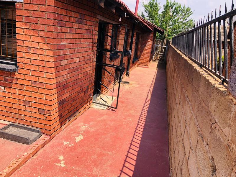 3 Bedroom Property for Sale in Vosloorus Gauteng