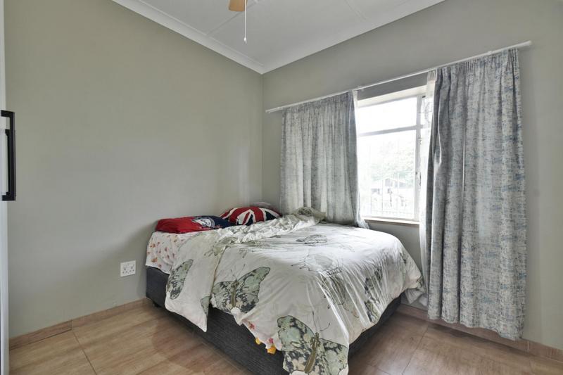 4 Bedroom Property for Sale in Linmeyer Gauteng