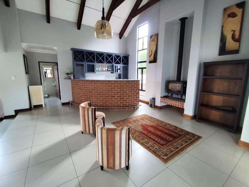 To Let 4 Bedroom Property for Rent in Midstream Ridge Gauteng