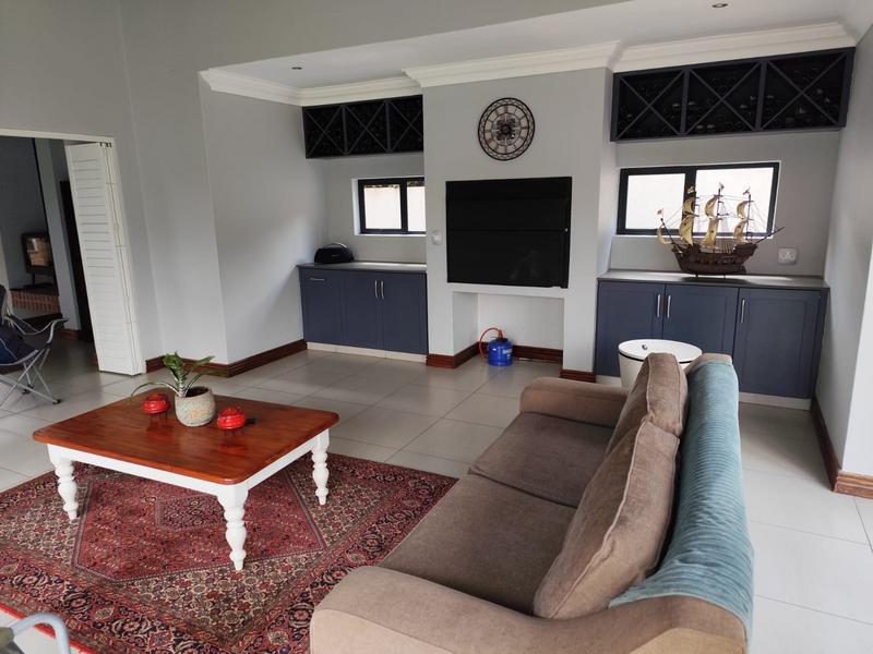 To Let 4 Bedroom Property for Rent in Midstream Ridge Gauteng
