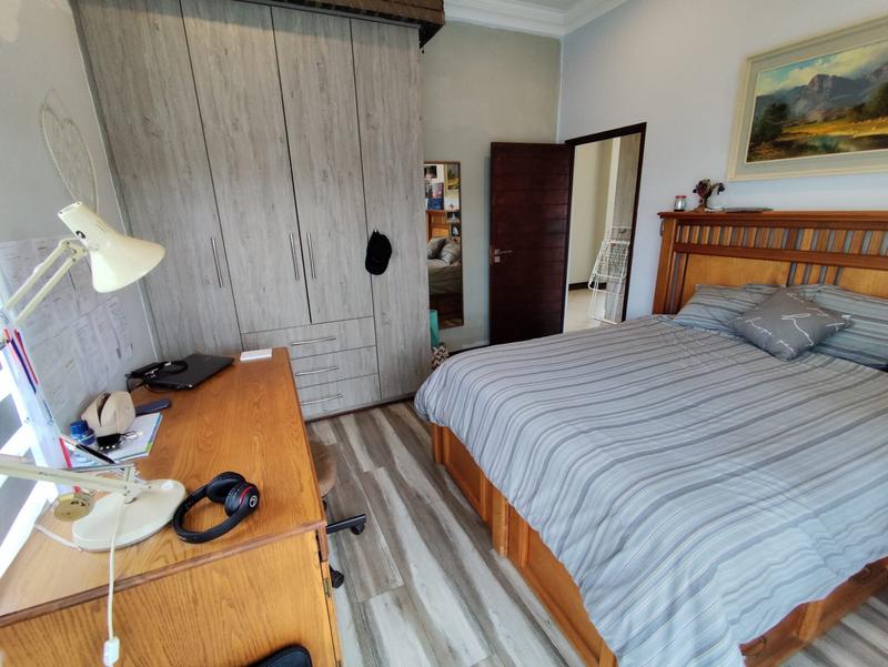 To Let 4 Bedroom Property for Rent in Midstream Ridge Gauteng