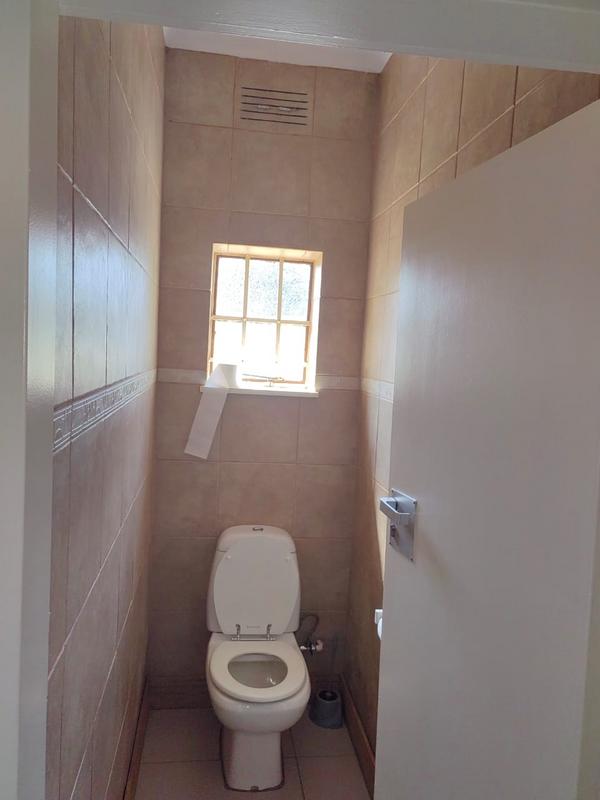 3 Bedroom Property for Sale in Robertsham Gauteng