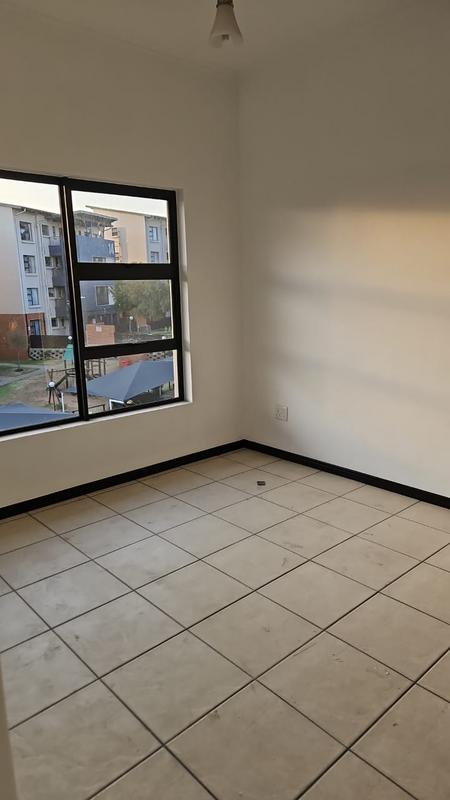 To Let 2 Bedroom Property for Rent in Oakdene Gauteng