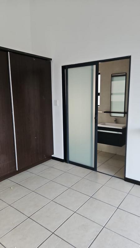 To Let 2 Bedroom Property for Rent in Oakdene Gauteng