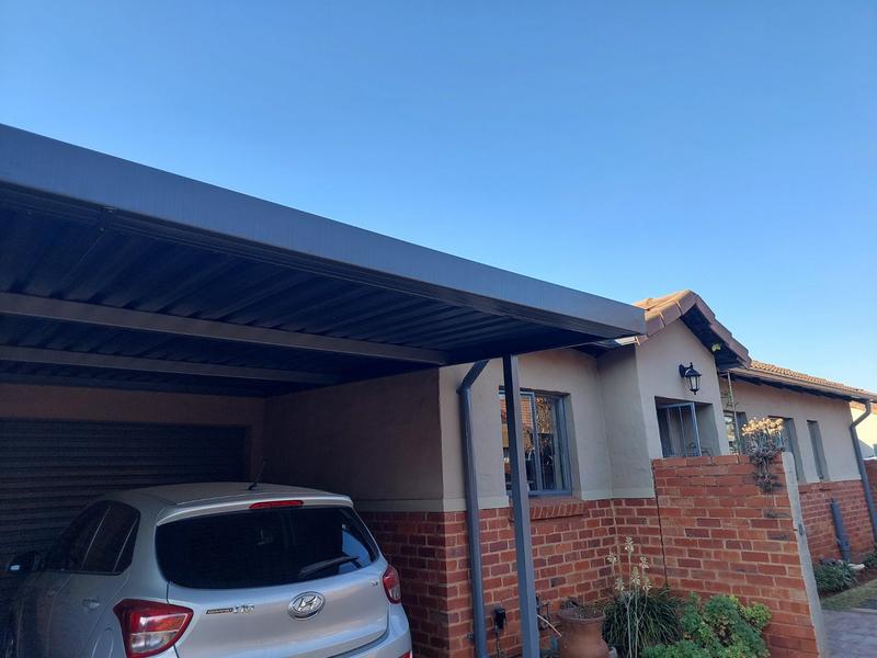 2 Bedroom Property for Sale in Montana Gauteng